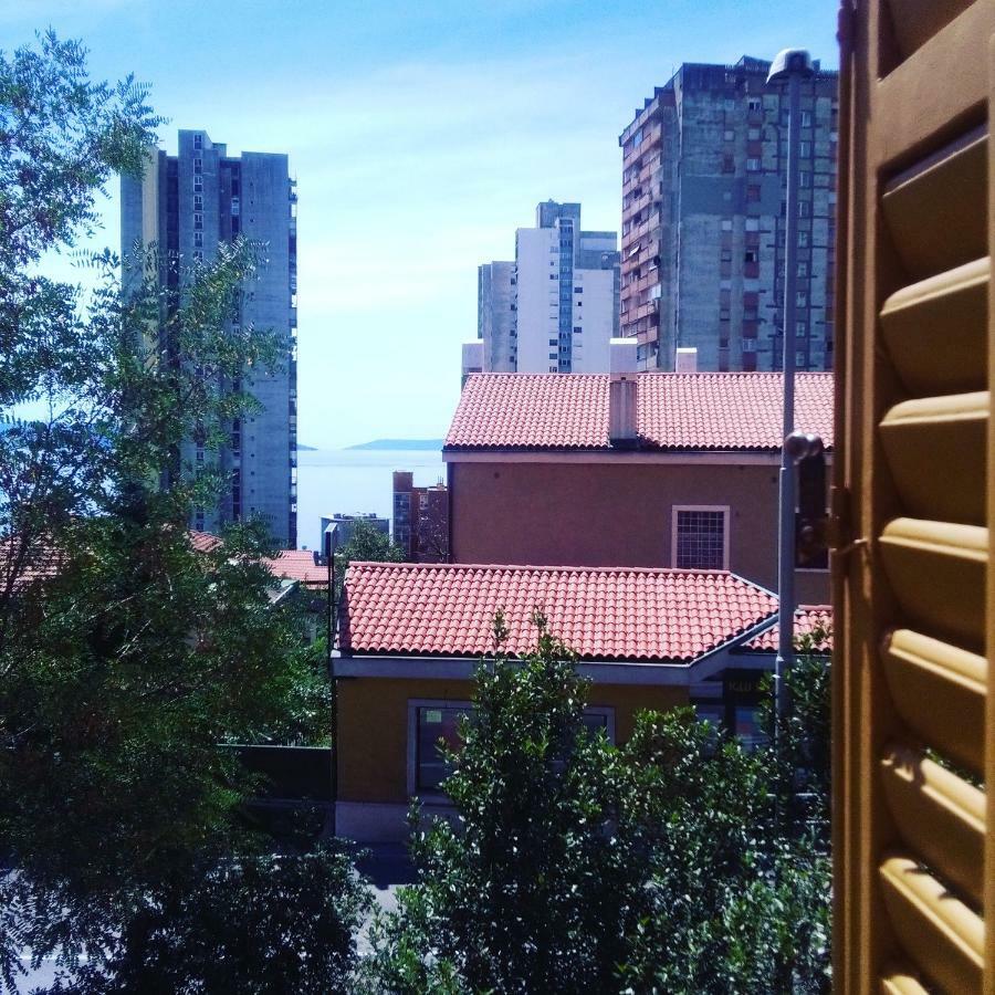 Fami Superior One Bedroom Apartment Рийека Екстериор снимка